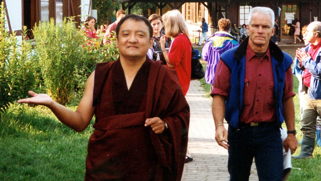 Shamar Rinpoche ja lama Ole Nydahl Kasselin kesäkurssilla Shamar Rinpoche ja lama Ole Nydahl Kasselin kesäkurssilla